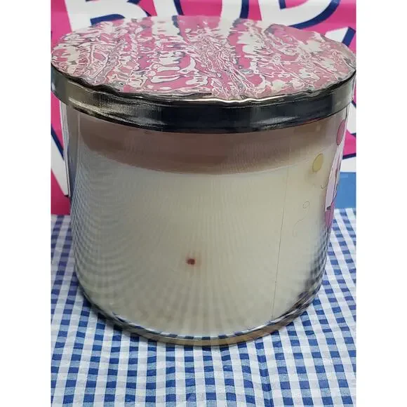 BBW Berry Waffle Cone Decorative Lid Large 3 Wick Candle Home Fragrance - Picture 2 of 3